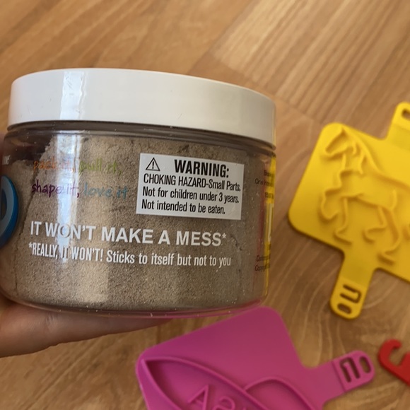 Brookstone Sand with 5 Beach Stamps - Picture 6 of 16